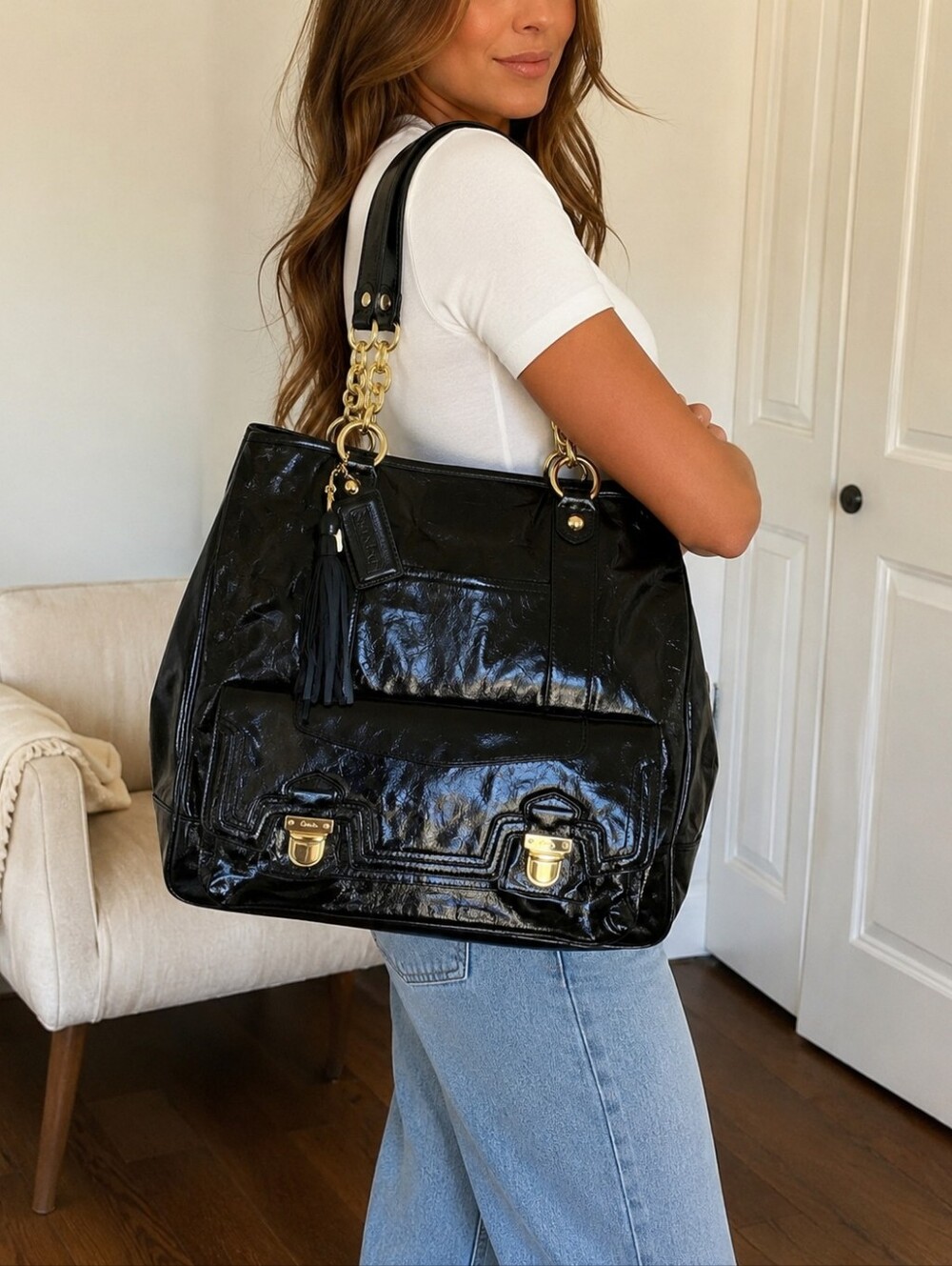 New Coach Poppy Camelia Black Patent Leather Pushlock Tote Bag Pink Lining Authe